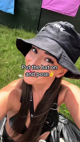 Put the hat on pose✌️@Four Loko UK  #CapCut #hatandpose #glassestrend #hattrend #buckethat #festival #parklife #manchester #fourloko #fourlokouk #glassesandpose #trending #foru #fyppppppppppppppppppppppp #foryou 