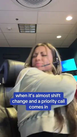 i just knowww this is what the  officers are doing in their head 🫣🫣 #policedispatcher #911dispatcher #policeoftiktok #officersoftiktok #dispatchersoftiktok #dispatchlife #dispatchertok 