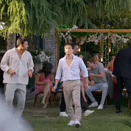 themm>> 😍 I really liked their dancing #sarpyilmaz #ayazsönmez #berközkaya #dance #dancing #kardeşlerim #turkishseries #funny #fyp #foryou #fy 