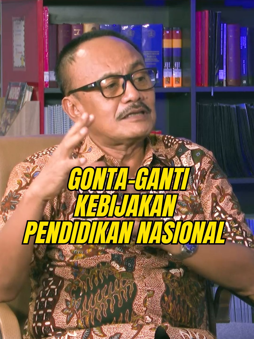 Gonta-ganti kebijakan pendidikan nasional. Tantangan bidang pendidikan di Indonesia. Podcast Dr. Wahyuni Refi bersama dengan Buyar Winarso, Pemilik Sekolah Global Islamic School. Selengkapnya di Youtube: @WahyuniRefiPodcast #wahyunirefi #buyarwinarso #gis #indonesiaemas2045