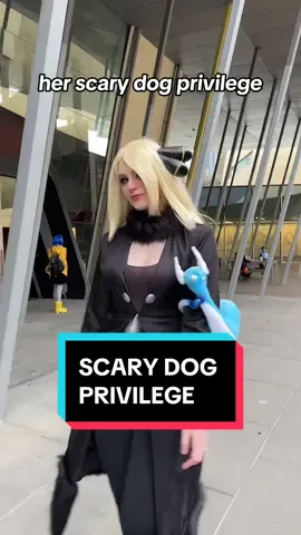 Yall now you would be scared too 👀 Eevee: @Meg #eevee #scarydogprivilege #cynthia #cynthiacosplay #pokemoncosplay 
