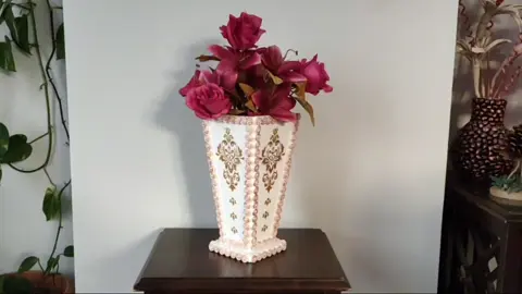 How to Make a Flower Vase - DIY Cardboard Vase#giftbox #virlvideo #DIY #CROFTS #handmadegifts #papercraft 