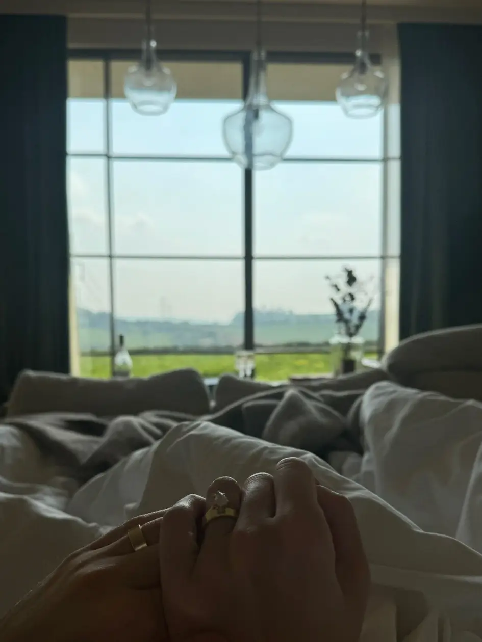 romantic getaway UK🫶 #minimoon #justmarried  #staycation #couple #unwind 