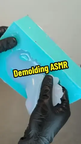 Demolding a Dryads Touch Grinder, ASMR edition! This is a confetti bi pride pour that will be in our June 19th drop! #siliconeproducts #monsterfudgers #fairycore #asmr #grinder #pridemonth #bipride 