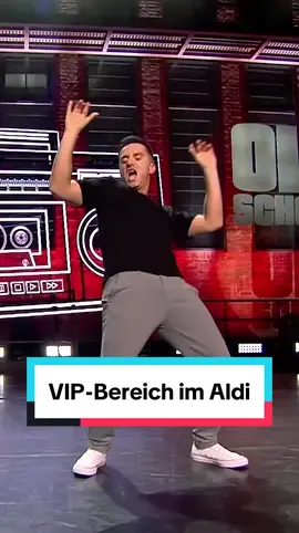 Der VIP-Bereich im Aldi! 🛒💸 #özcancosar #oldschool #comedy #bestof #empfehlungausderredaktion #standup #supermarkt #aldi #vip 