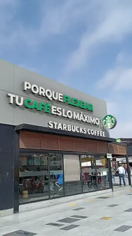 Como si fuese lo maximo pe webon #3d #peru #aftereffects #vfx #motiongraphics #cgi #maya3d #comedia #peru #starbucks 