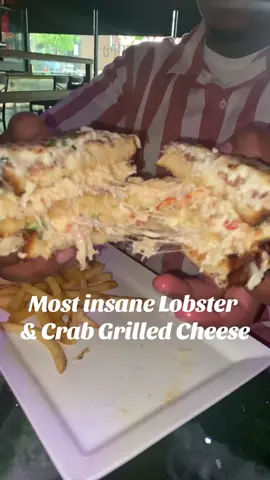 Whats for lunch? #lobster #crab #dtlv 