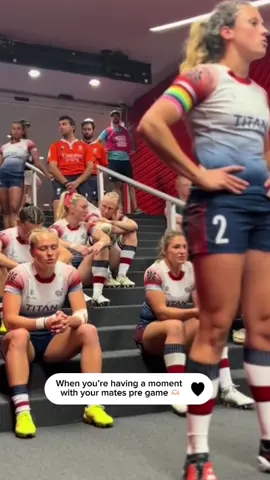 There’s nothing quite like the pre game tunnel feeling that makes me never take our lives for granted 🇬🇧 Also playing with some pretty special people around you 🫶🏻 Footage from @HSBC SVNS 🎥 #rugby #rugbysevens #olympics #Fitness #sport #womeninsport #womensrugby #team