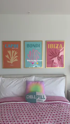 my room in the daytime! im gonna make a night version soon💗 #preppy #preppyaesthetic #preppyroominspo #preppyroom #aesthetic #pink #skincare #beauty #skincareproducts 