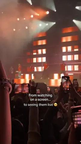 From watching them on tv or youtube since I was little, to finally seeing them live last night 🥹💖 @Big Time Rush #bigtimerush #concert #btreuropetour2024 #rushers #laptoptransition #BTR #concerttransition 