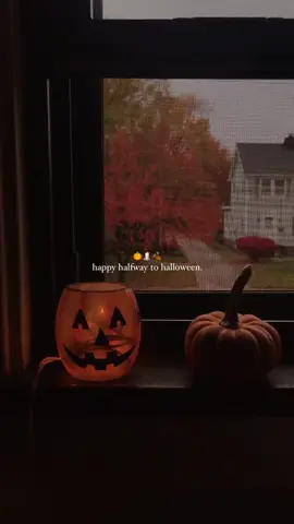 🎃•🍂•🕯️ | #halloween #spooky #halloweencountdownc #spookyseason #fall #autumn #fallvibes #halloweencountdown #HalloweenTreats #halloweenlook #spookytreats #fyp #fypage 