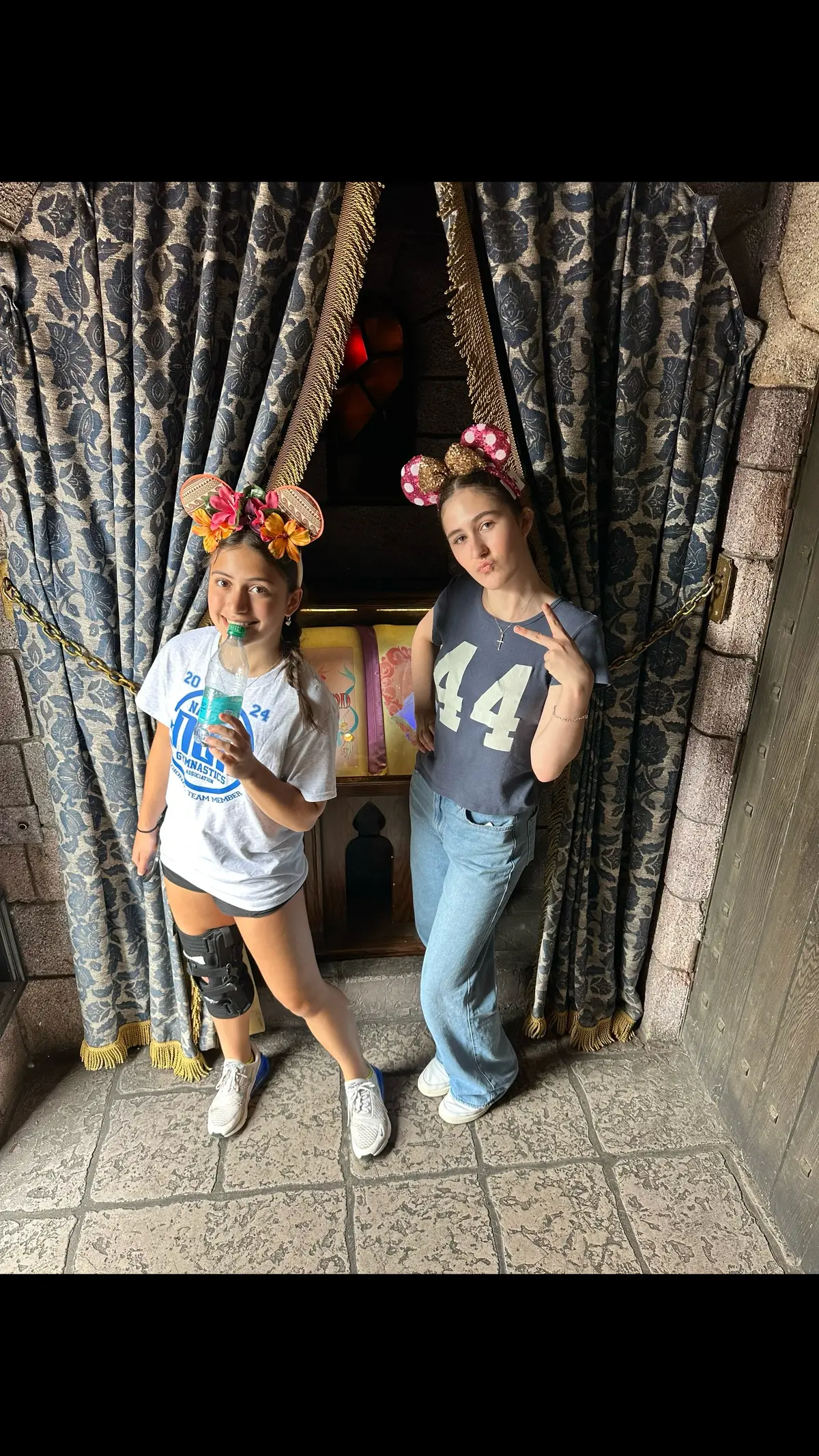 Emme At Disneyland Today  #faulknerselite #faulknerselitegraham #faulknerselitetrainingcenter #gymnasticsfacility  #gymnastics #winninggymnastics #gymnasticchampionships #nationalteammembers  #competitivegymnastics #recreationgymnastics #gymnasticcompetitions #boysgymnastics #elitegymnastics #gymnasticsvideos #preteamgymnastics #beginnergymnastics #advancedbeginnergymnastics #acrogymnastics #nga #ngagymnastics #lrproductions #gymnasticscholarships  #faulknerselitecheertumble #faulknerselitespecialevents  #faulknerselitesummercamps #summergymnastics #cheertumblegymnastics  #spiethamerica