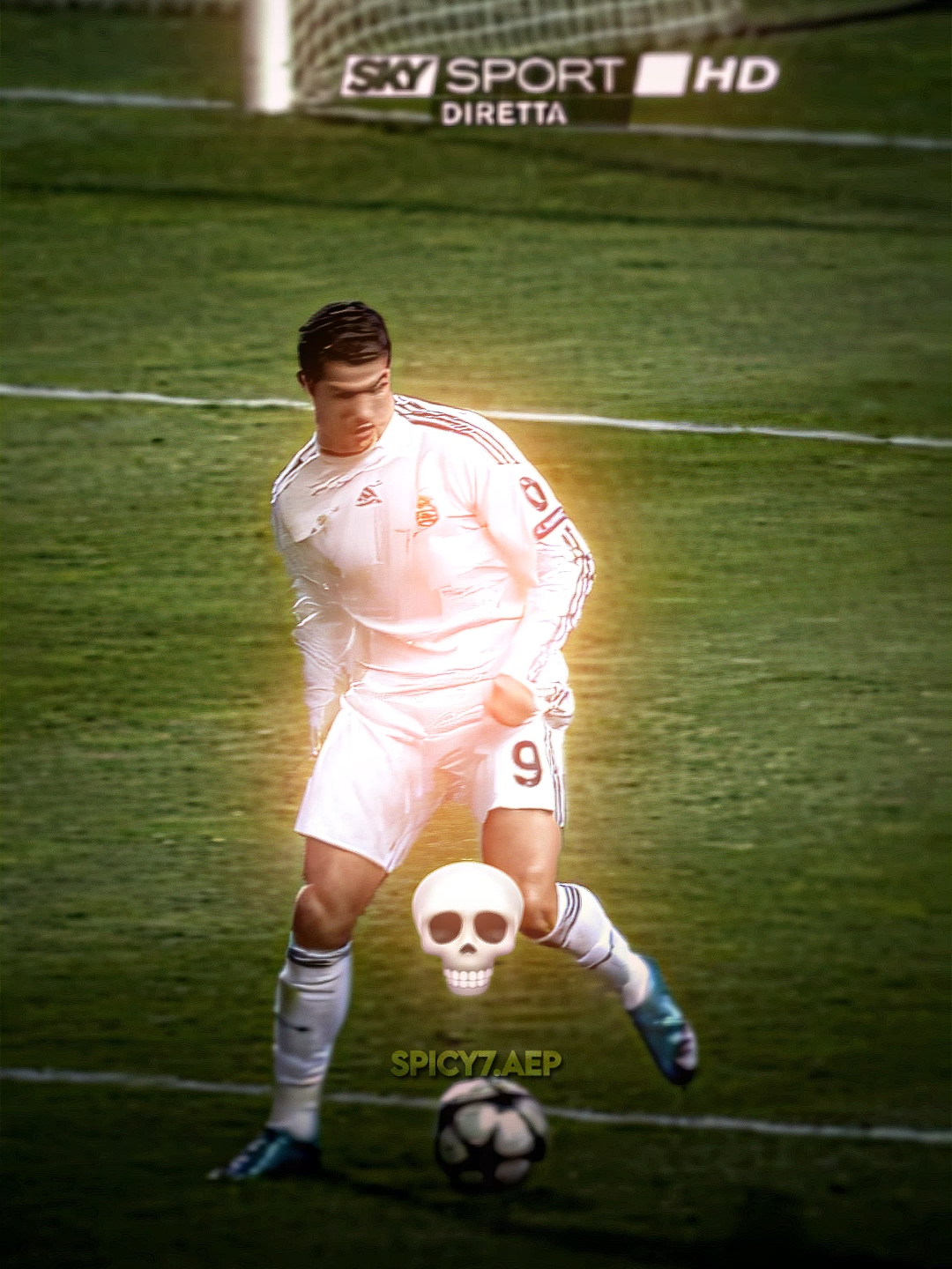 His balance is incredible 🐐 || #aftereffects #edit #cristianoronaldo #cr7 #fy #fyp #foryou #viral