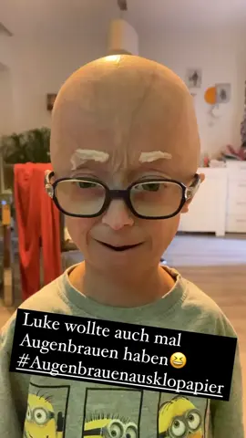 Wie findet ihr luke mit Augenbrauen?!😆