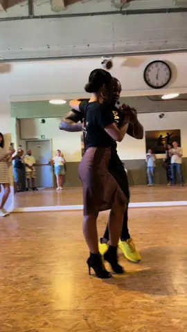 ▪️Kizomba on kompa song 🎵Rutshelle Guillaume - M Pa La Ankò #kizomba #kizombadance #kizombalovers #kompasong #dancers 