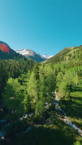 Slow afternoons in the mountains 🌲🏔️ #dronefpv #fpvclips #fpvdrone #fpvfreestyle #fpvlife #fpvmagazine #fpvoftheday #fpvpilot #fpvquad #fun #fy #Hiking #ice #landscape #Love #nature @GoPro 