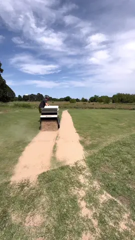 Making the Lawn flat. Like… really flat. #topdressing #sandleveling 