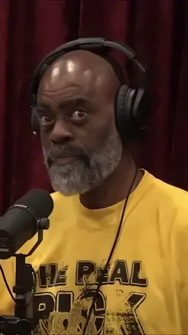 Joe Rogan can’t believe Rick Ross is the original Franklin Saint from Snowfall #joerogan #rickross 