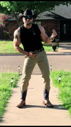 TRENDING DANCE BY TEXAS COWBOY 🇺🇸 #onthisday #fypシ #kanerogal #kiligpamore #duetwithme #trendingnow #trending #vloggerlifestyle #kingofchestbang #danceawesome #dancechallege #rogalbrothers #kanerogalreels #tiktokpinoy #trendingdance #fyp 