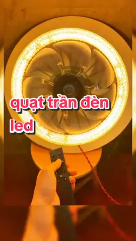 quạt đèn led gắn đui đèn #dogiadung  #quat #quattran #quatdentran #giadungthongminh #decorphong #varil #fyp #xuhuong 