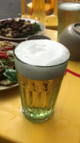 #xuhuong hôm nay anh mệt dã dời tan ca về nhậu anh mời kệ đời được khum 🤔🍻🍻🍻#sinhtoluamach #trending #theanh28 #biahoidatmo 