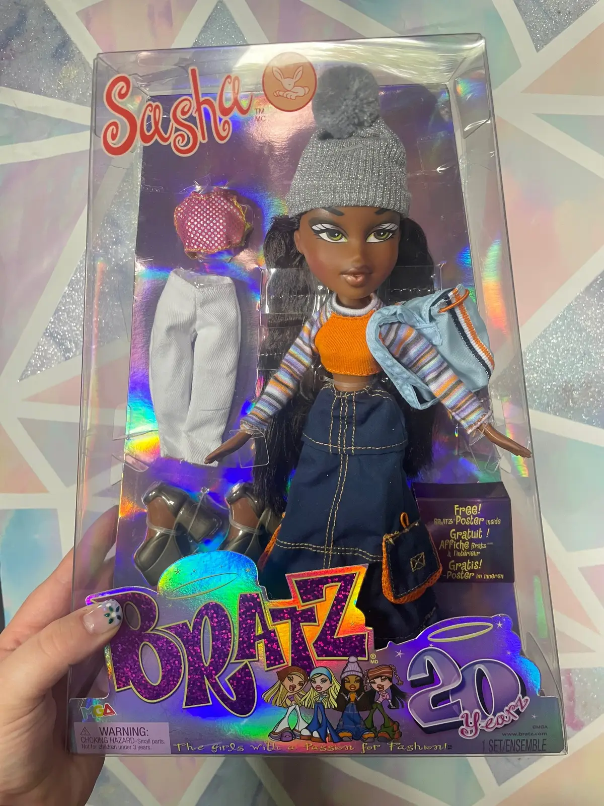 The 2 bratz that started my collection!  Sasha 🐰 Cloe 🪽 The 20th anniversary bratz…  Who’s your favourite bratz?  Mine was jade but lately ive been loving cloe 🙈🩵🌸 #bratzdolls #bratzdoll #bratz #dollcollector #dolly #2000sthrowback #bratzcollector #passionforfashion #mga #mgaentertainment #dollcollection #collections #collectibles #yk2 #nostalgic #toycollector @bratz 