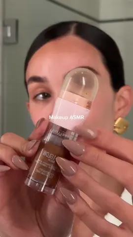 Lets do some makeup ASMR together 💕 nails: @essie “lady like” 💅🏼 #makeup #makeuptutorial #asmr #makeupasmr #nails #nails💅 