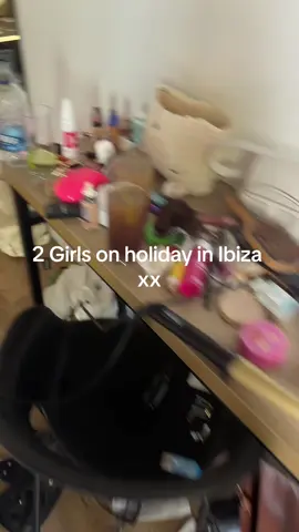 I promise we are tidy at home  #fyp #fyoupage #ibiza #girlsholiday 