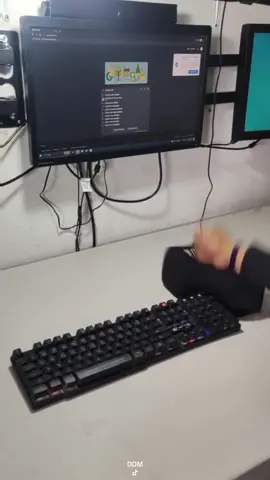 Tanggal Stress sa bawat pag-ENTER.. 😍 USB Big Enter Key Button Stress Relief Pillow For Home Office Large USB Input Computer  #study #studentlife #technology #enter #keyboard #tiktokfinds #budolfinds #muyfindz #fyp 