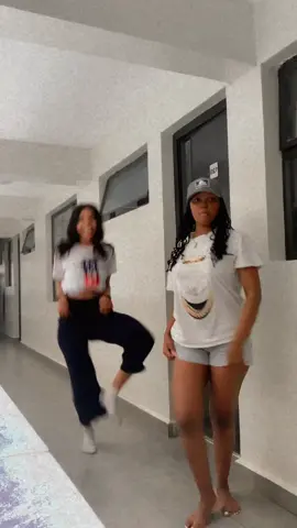 🤣🤣🤣 @Tichie  #phybyola  #djtichie  #thetwintribe 