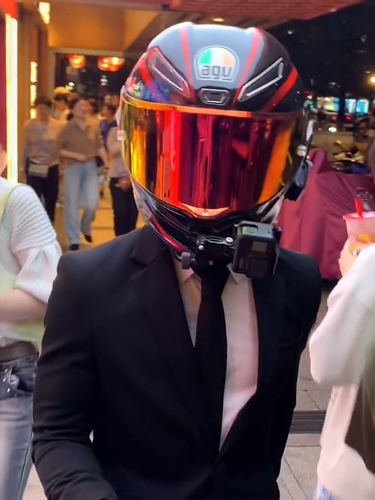 #motor #agv #agvhelmet #dainesesuit #trending #trendingvideo #viral #pkl #xuhuongtiktok2024 #mrzero #motor#helmet