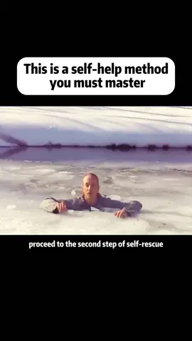 If you accidentally step on the ice and fall into it, do you know how to save yourself?#fyp #fouyou #tiktok #koop #Self-rescue