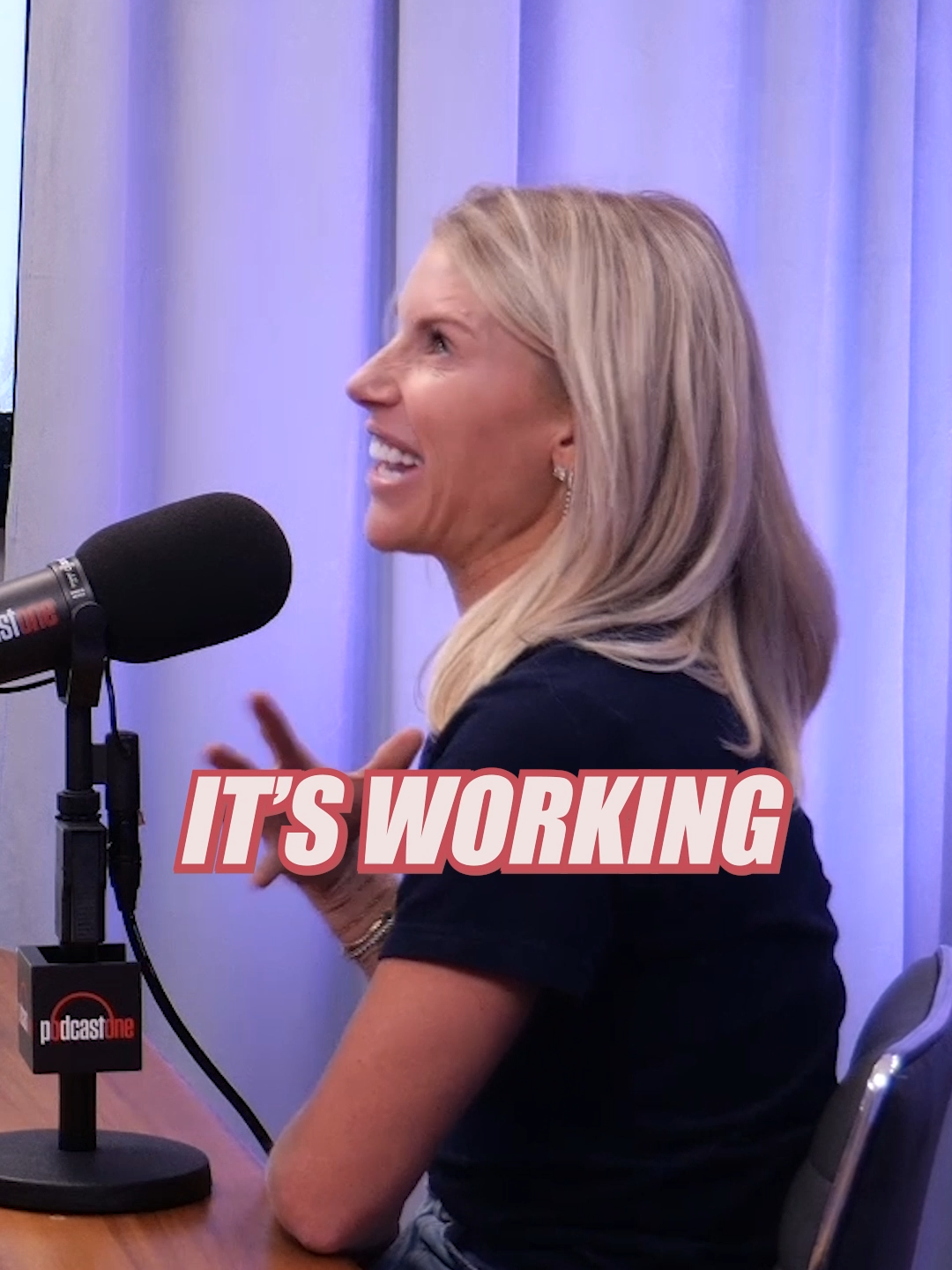 Well… It worked 🤣🤣 Tune in to hear how Kelly shares dating the back-up QB made @matthewstafford come running back ! 🫶🏼 SPOILER ALERT: they’re married now!! 🤍 #football #datinglife #podcastclips  @kaitlynbristowe @kellyandhank