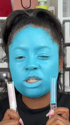 All blue makeup look #makeup #beauty #BeautyTok #foundation #makeuptransformation 