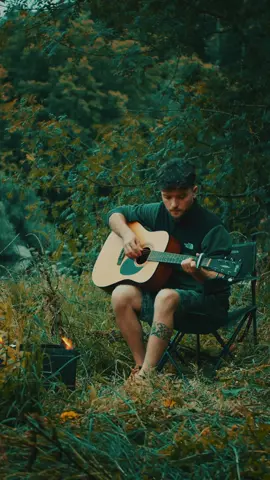 Home 🌱🤍✨ #Guitar #Nature #Bonfire #MusicInNature #Acoustic #OutdoorMusic #CampingVibes #RelaxingMusic #NatureLovers #LiveMusic #PeacefulVibes #MusicianLife #MusicAndNature #CampfireSongs #AcousticSession #onetravelonearth 