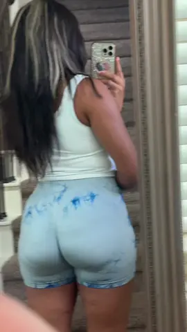 My new favorite shorts! So comfy and cute 🔥 TTSHOP DONT MISS  #workoutshorts #tyedyeshorts #TTSHOP #houstoninfluencer 