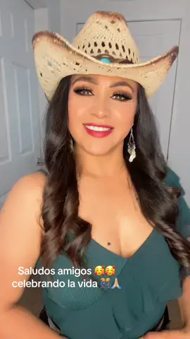 Feliz jueves 🤠✌🏼#vivelavidaconalegria#fyp💖