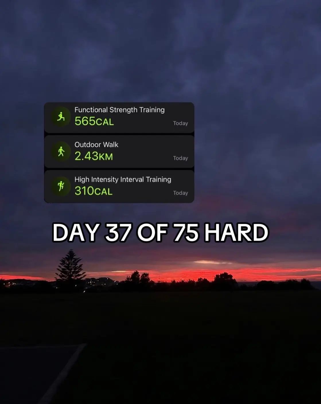 Friday baby 🐸 9 to 5 clocked off for the week. Ready for the weekend 🥷🏻  1. This morning pre murph. The cloud cover made the sky lit up when the sun was rising 🚨  2. Got some ice to wake up 🧊  3. Only got 20 minutes break today so went and sat outside the park 🌳  4. Late night push session tonight after work 🏋🏾‍♂️  5. Bags secured 💰  Lashgooo  #Fitness #gym #workout #fitnessmotivation #fit #motivation #bodybuilding #training #health #fitfam #healthylifestyle #Love #Lifestyle #GymLife #gymmotivation #sport #instagood #healthy #muscle #personaltrainer #crossfit #fitnessmodel #exercise #weightloss #fitnessjourney #fashion #instagram #wellness #model #yoga