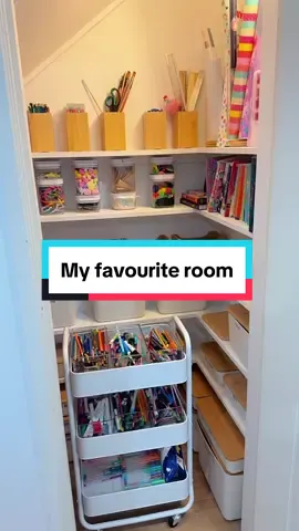 I want to be a kid again! #littlelabelco #organise #organize #homeorganization #craftcupboard #kids #homework #stationery #office #artandcraft #organisedhome 
