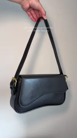Love how well it goes with anything 😍 #fyp #foryou #tiktokshop #foryour #foryourpagе #purse 