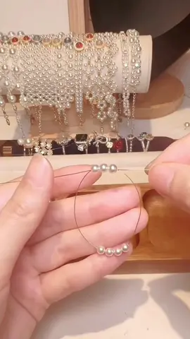 #bracelet #makingjewelry #vcjewelry #diyjewelry #beadsjewelry 