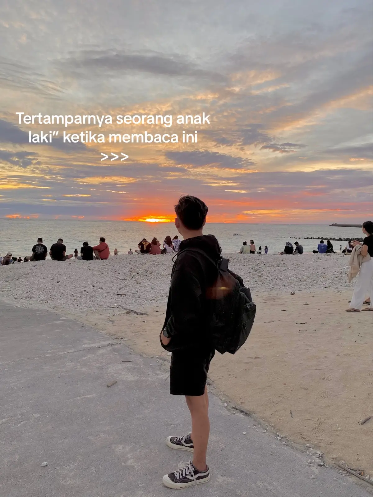 Kekawatiran terbesarku dari dulu ketika orang tua sudah mulai menua dan aku belum jadi apa” #fyp #quotes #viral #suksesmuda 