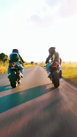 HIGH QUALITY BY movemax 🔥 #quality #best #sunset #moto #motor #motorcycle #Motorsport #bike #bikerlife 