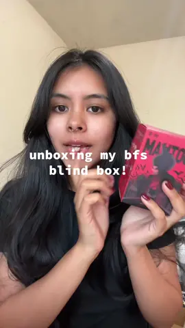 Should i get him another till he gets bat man?? Or joker 🫢  #popmart #batman #gothamcity #blindbox #catwoman #batgirl #joker #justiceleague #dcuniverse #dc #poomartunboxing #unboxing #haul #ad 