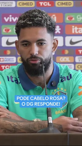 Douglas Luiz falando sobre os visuais diferentes aqui na Seleção Brasileira! #CanalWamo #tiktokesportes #seleçãobrasileira #douglasluiz 
