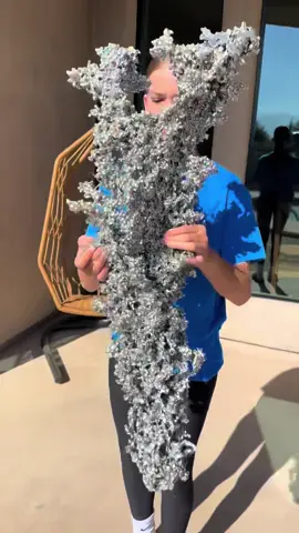 Unique sculpture from pouring melted aluminum into water beads #forge #art #sculpture 