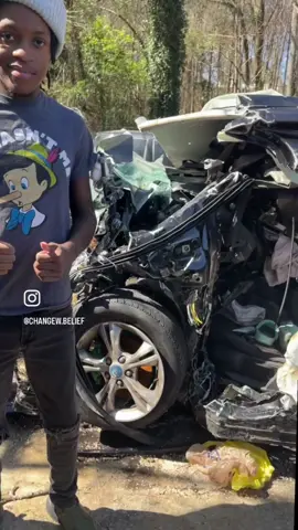 If there’s anyone out there that feels they’ve gotten to a point where it’s too late to start, either in the gym or anywhere in life, allow my testimony to give you some encouragement as you begin. I crashed my car in December and broke an ankle, a knee, and my left arm. Through it all I’m always grateful to God for allowing me the privilege to share my story and be even the slightest sustenance to someone someone else in need. GO BE GREAT TEAM.          #carcrash #gym #crash #recovery #gratitude #grace #survivor #cysticfibrosis  #deadlift  #god #life #fyp #explore 