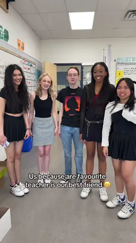 gonna miss her @Sofia @Sheldene @Brady @Rayne #teatime #lastdayofschool 