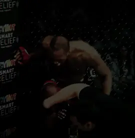 MVP is humbling Ian💀 #UFC #michaelvenompage #mvp #mma #ufcedit #foryou #mmaedit #fyp #safety #combatsports #aftereffects