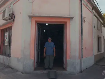 Retrato nro 2: Casa Pablito. 🚲 Micro documental de la tradicional bicicleteria ubicada en Nogoyá, Entre Rios. Atendida por su dueño Juan Carlos, bicicletero de profesión. #film #documentary #portrait 